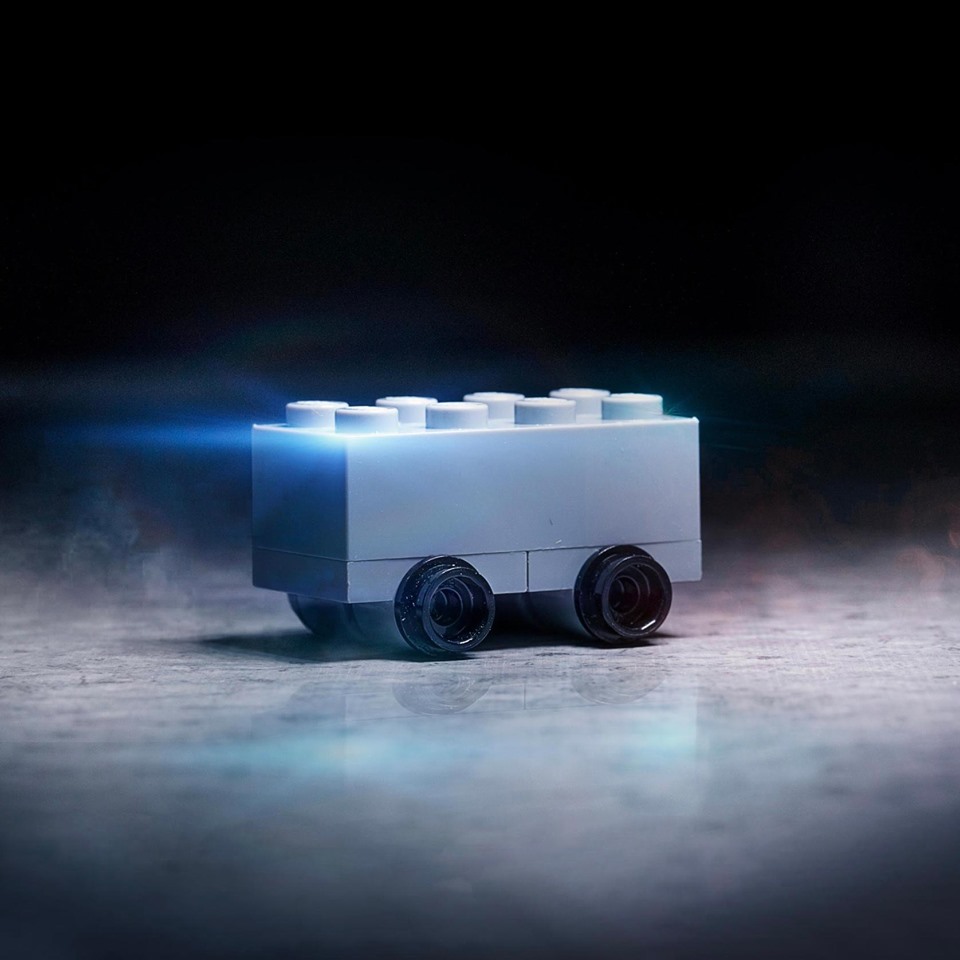 LEGO представили аналог Tesla Cybertruck